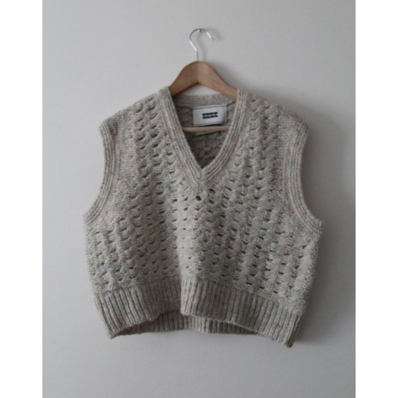 EENK Tobi V-neck Short Vest Beige Multi Size Small - Picture 4 of 11